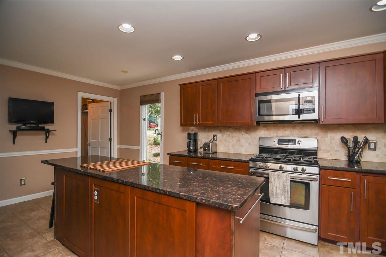 2917 Rue Sans Famille Raleigh, NC 27607 - Photo 9 of 24