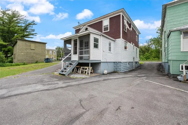 $144,500 | 3 Seneca Avenue, Oneida, NY 13421