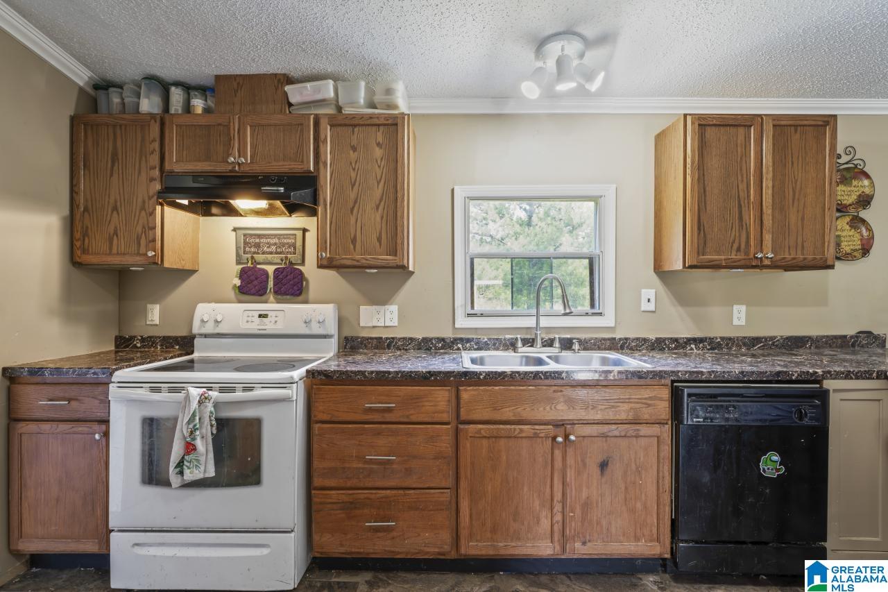 390 Stolle Farm Road Ashville, AL 35953 - Photo 8 of 35