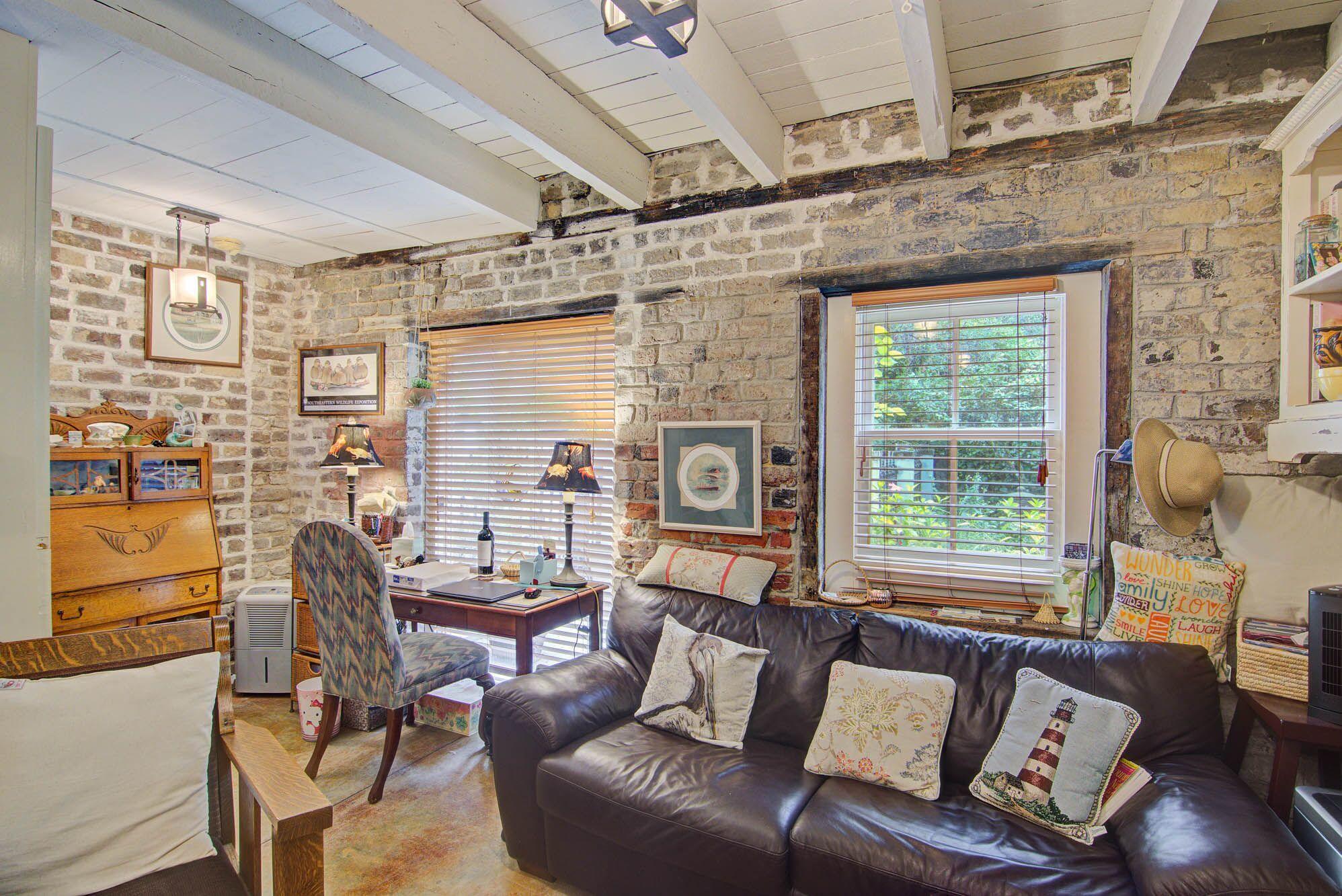 169 Rutledge Avenue Charleston, SC 29403 - Photo 47 of 60 Carriage House LR 4