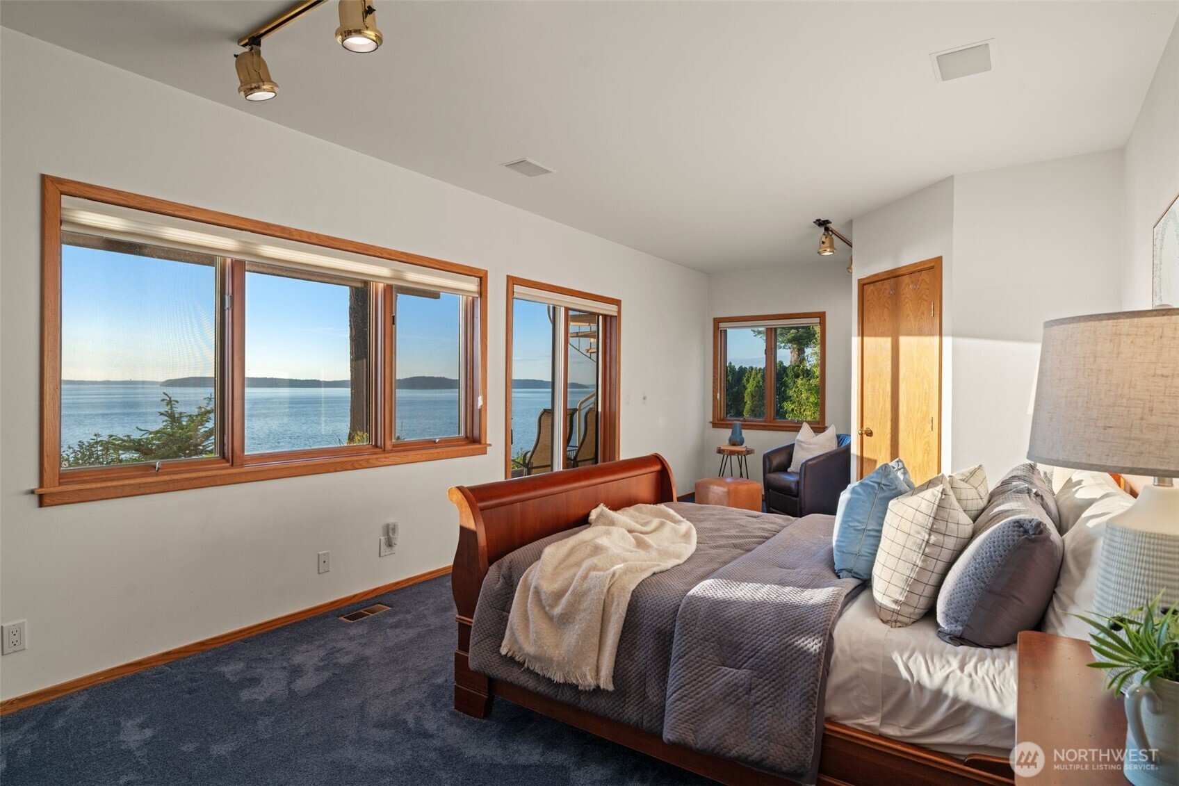 9233 Olympic View Drive Edmonds, WA 98020 - Photo 29 of 40