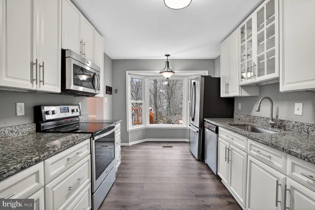 $3,495 | 4071 Championship Court, Annandale, VA 22003