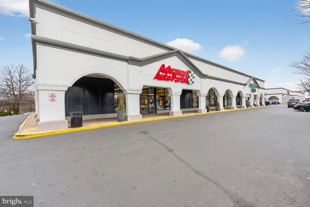 $3,495 | 4071 Championship Court, Annandale, VA 22003