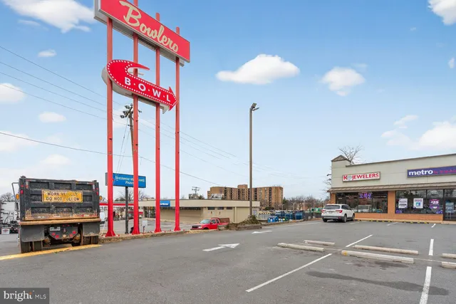 $3,495 | 4071 Championship Court, Annandale, VA 22003