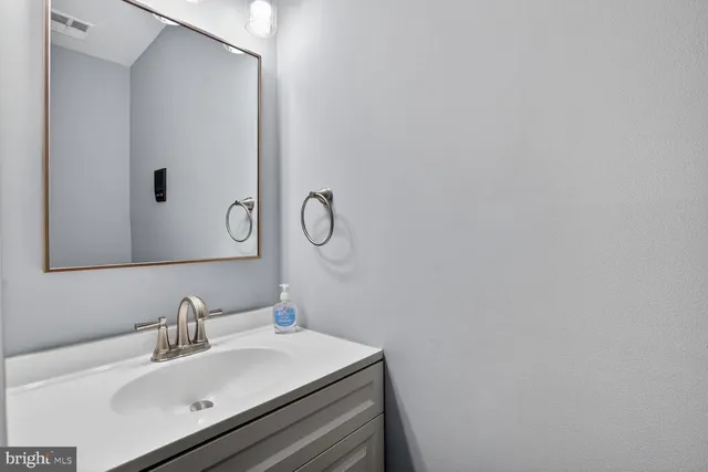 $3,495 | 4071 Championship Court, Annandale, VA 22003