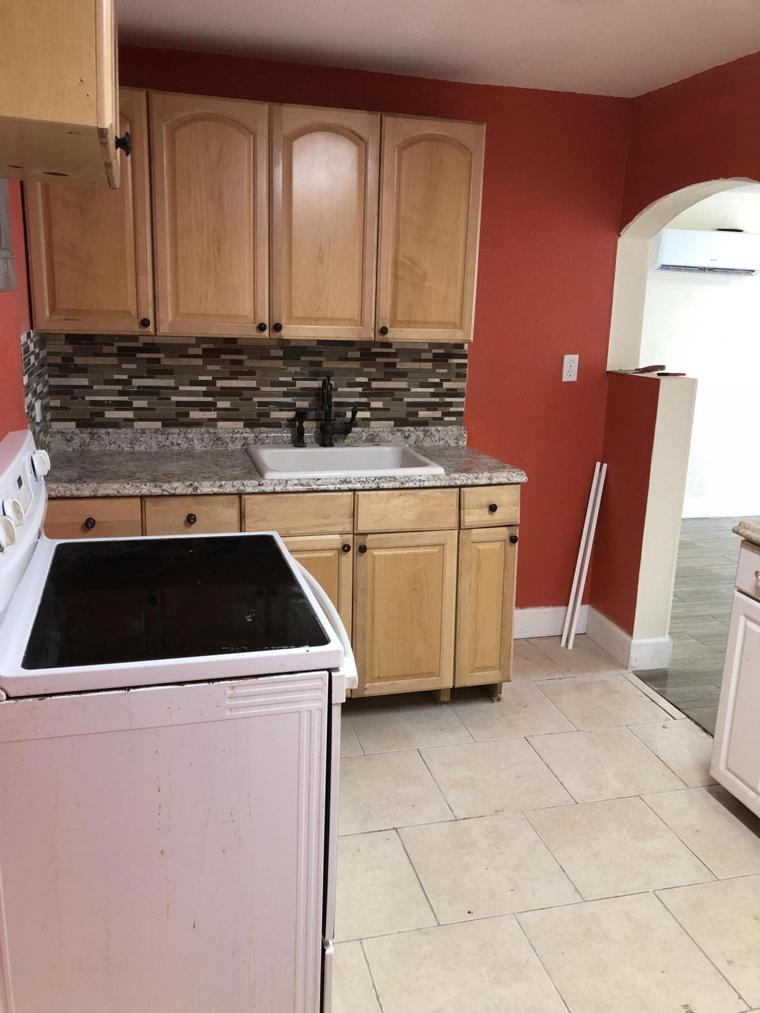 57 West 28th Street Riviera Beach, FL 33404 - Photo 23 of 25 28th st apt 2 pic 3