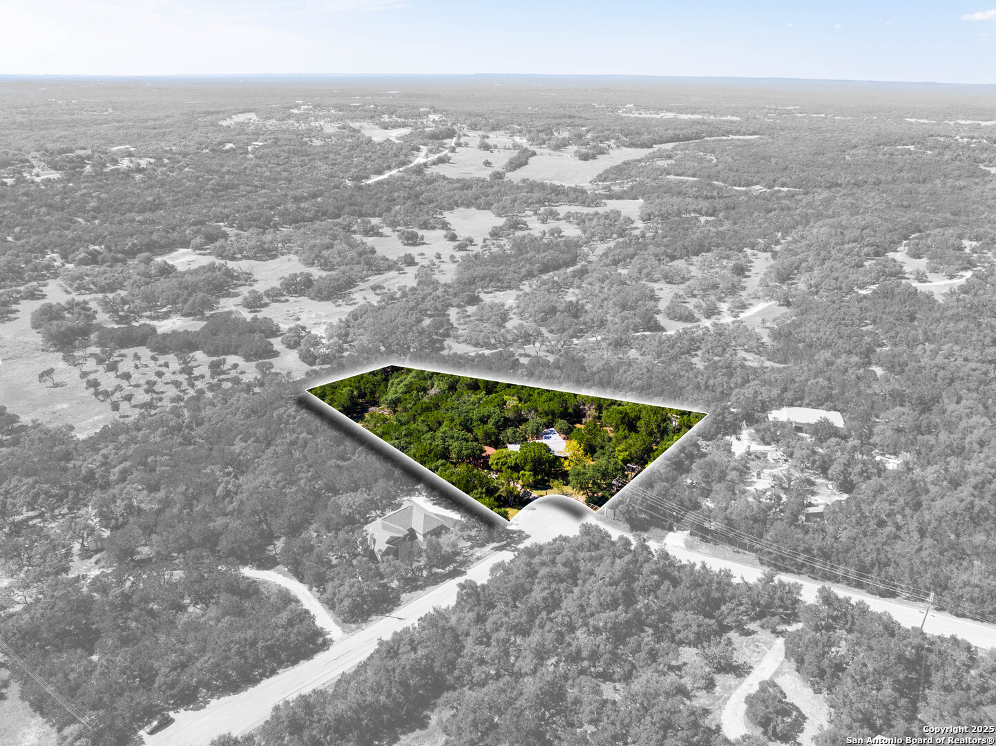 2390 Elm Ridge Drive Spring Branch, TX 78070 - Photo 2 of 38