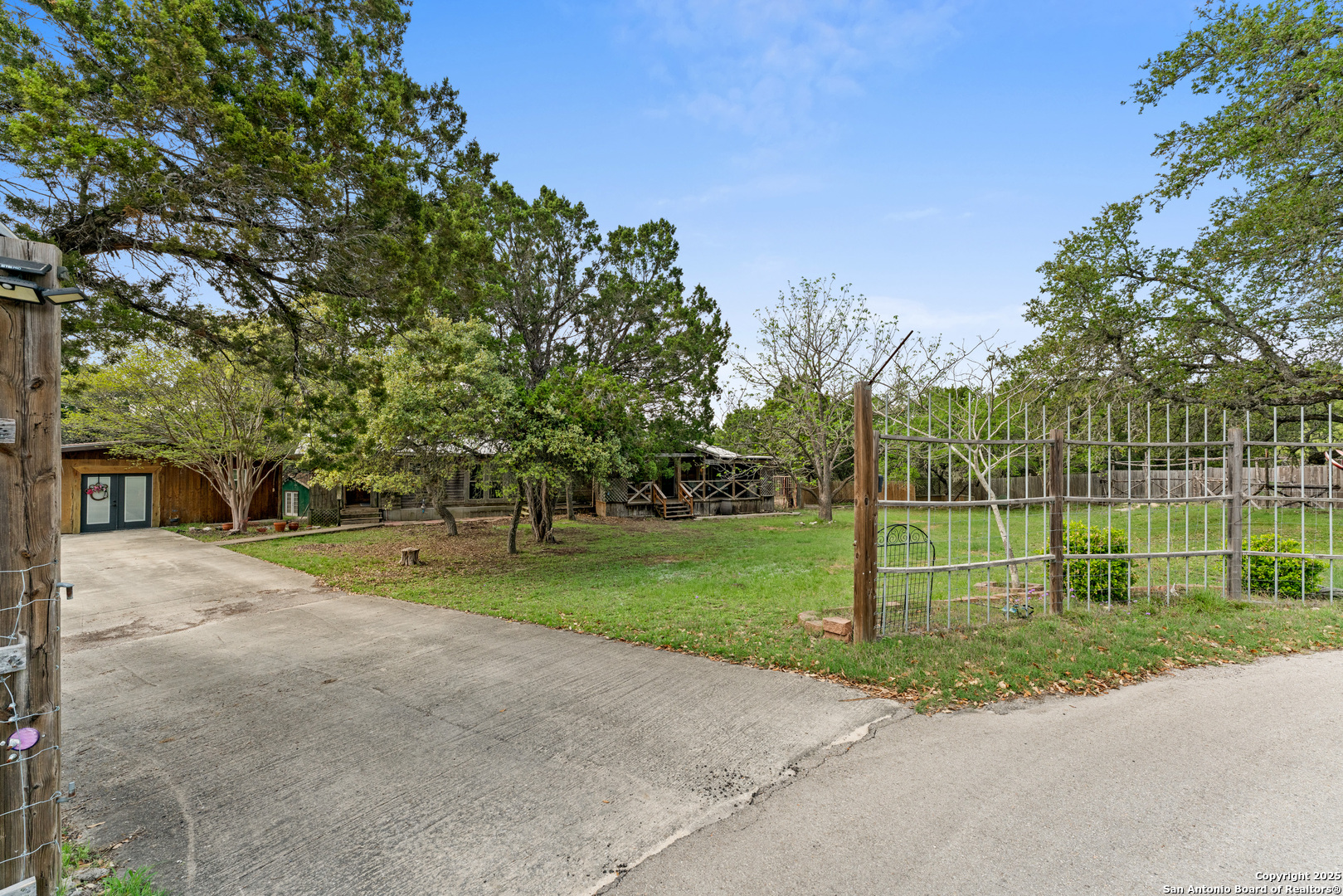 2390 Elm Ridge Drive Spring Branch, TX 78070 - Photo 33 of 38