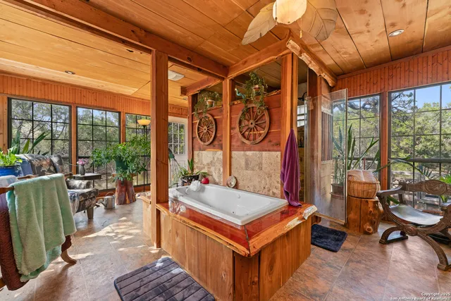 $345,678 | 2390 Elm Ridge Drive, Spring Branch, TX 78070