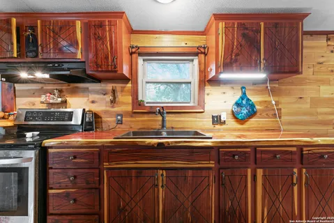 $345,678 | 2390 Elm Ridge Drive, Spring Branch, TX 78070