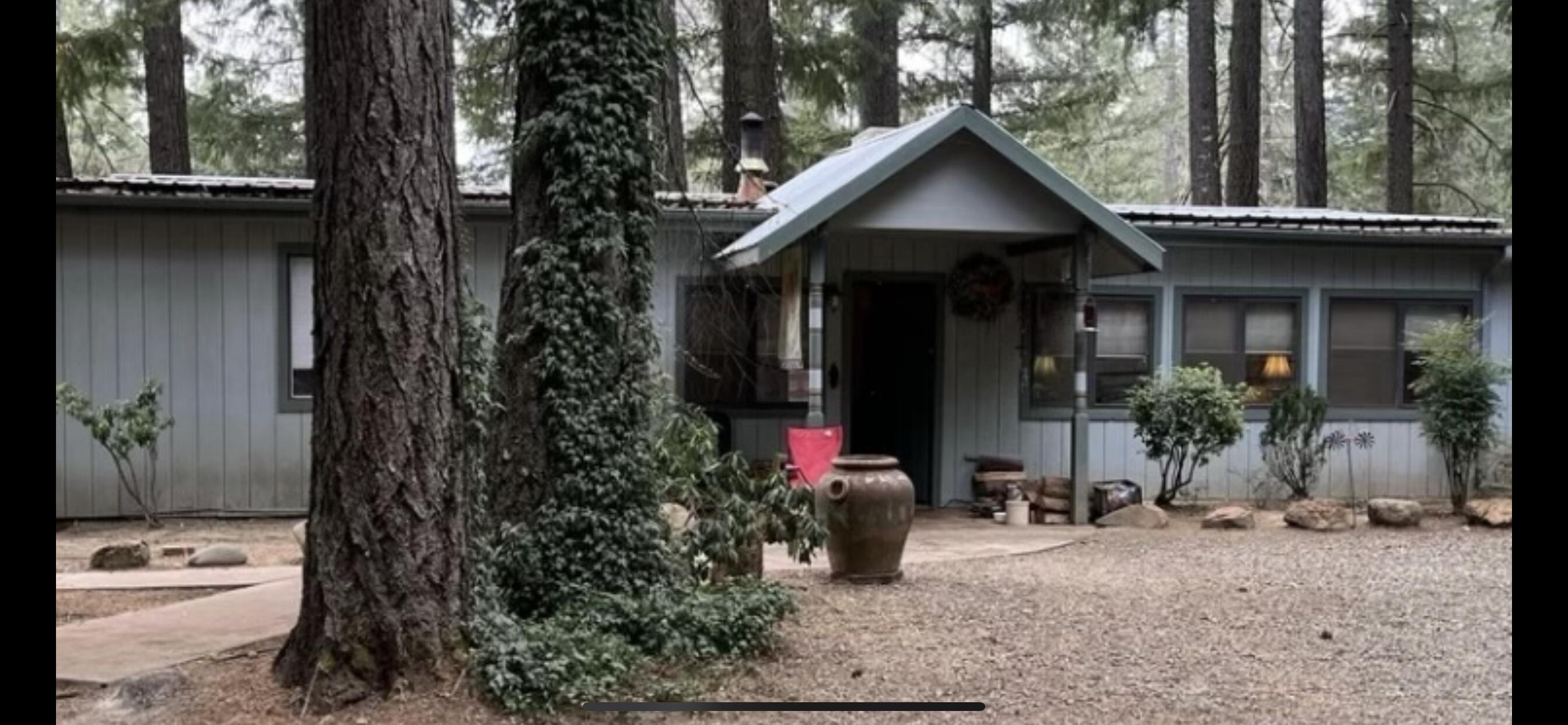 780 Lone Mountain Road O'Brien, OR 97534 - Photo 1 of 33 a view of outdoor space yard and porch