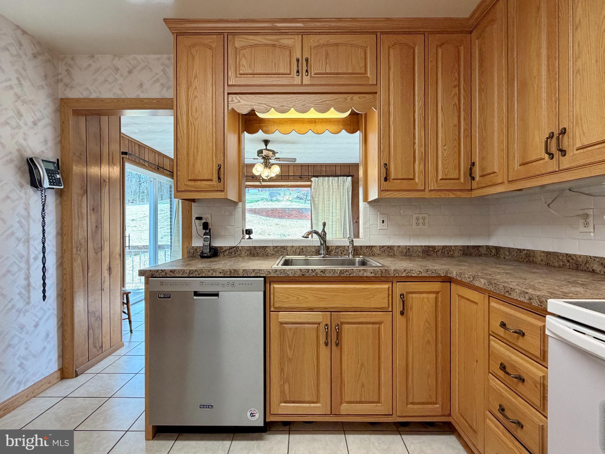 10714 Livingston Road Fort Washington, MD 20744 - Photo 9 of 52