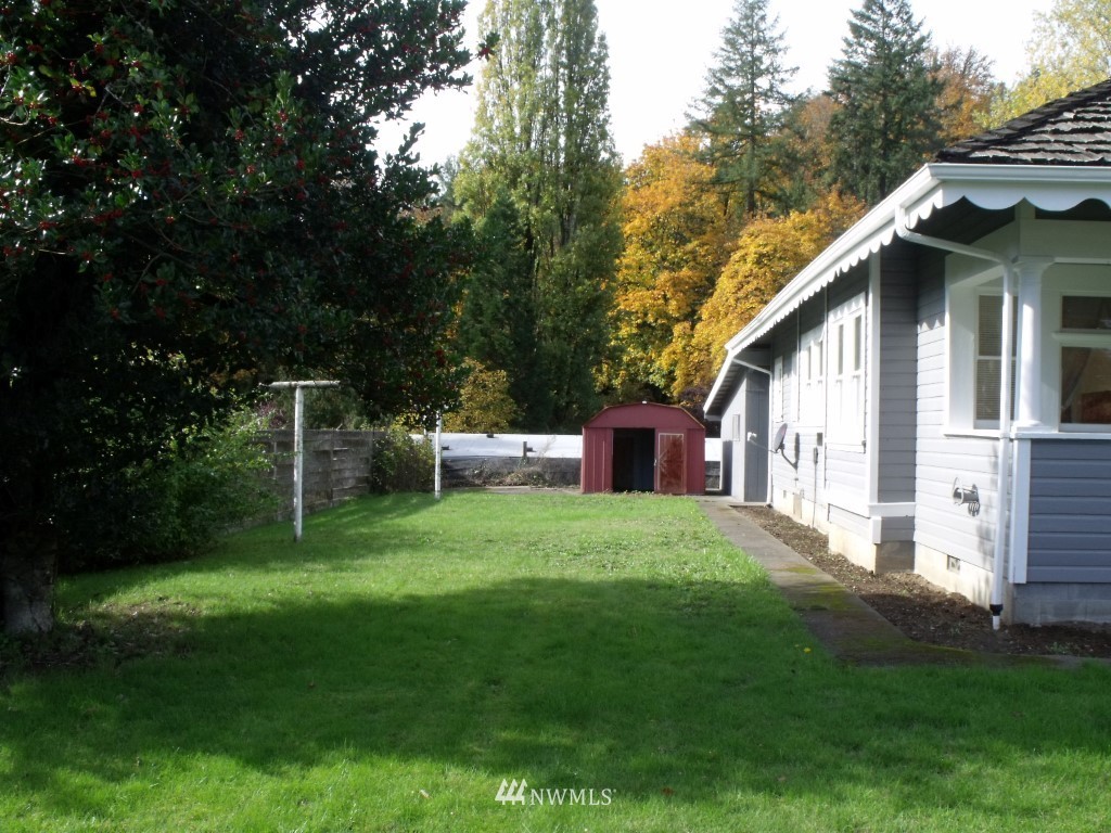 414 Southwest Canyon Loop Winlock, WA 98596 - Photo 3 of 13 Gallery Image 3
