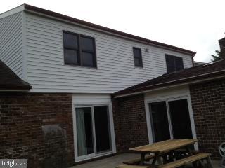 535 Rutledge Avenue Lancaster, PA 17601 - Photo 5 of 16 Gallery Image 5
