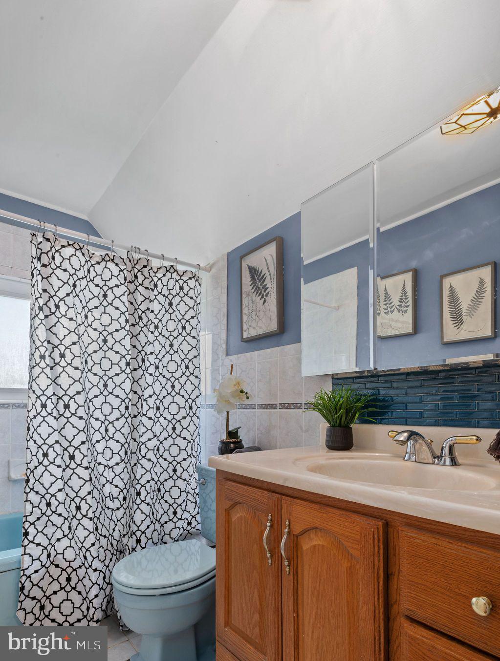 28 Hillside Road Levittown, PA 19056 - Photo 27 of 52 Gallery Image 27
