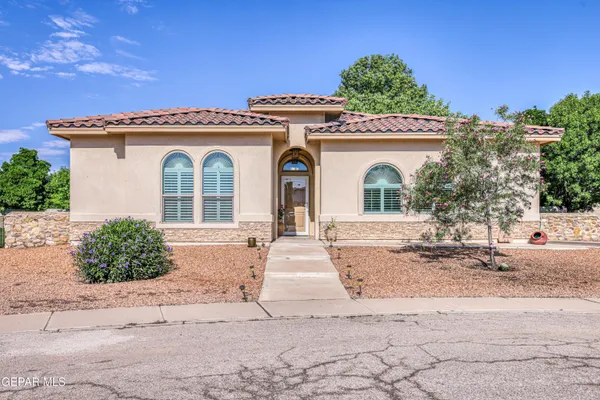 $364,950 | 1081 Dona Beatriz Circle, El Paso, TX 79932