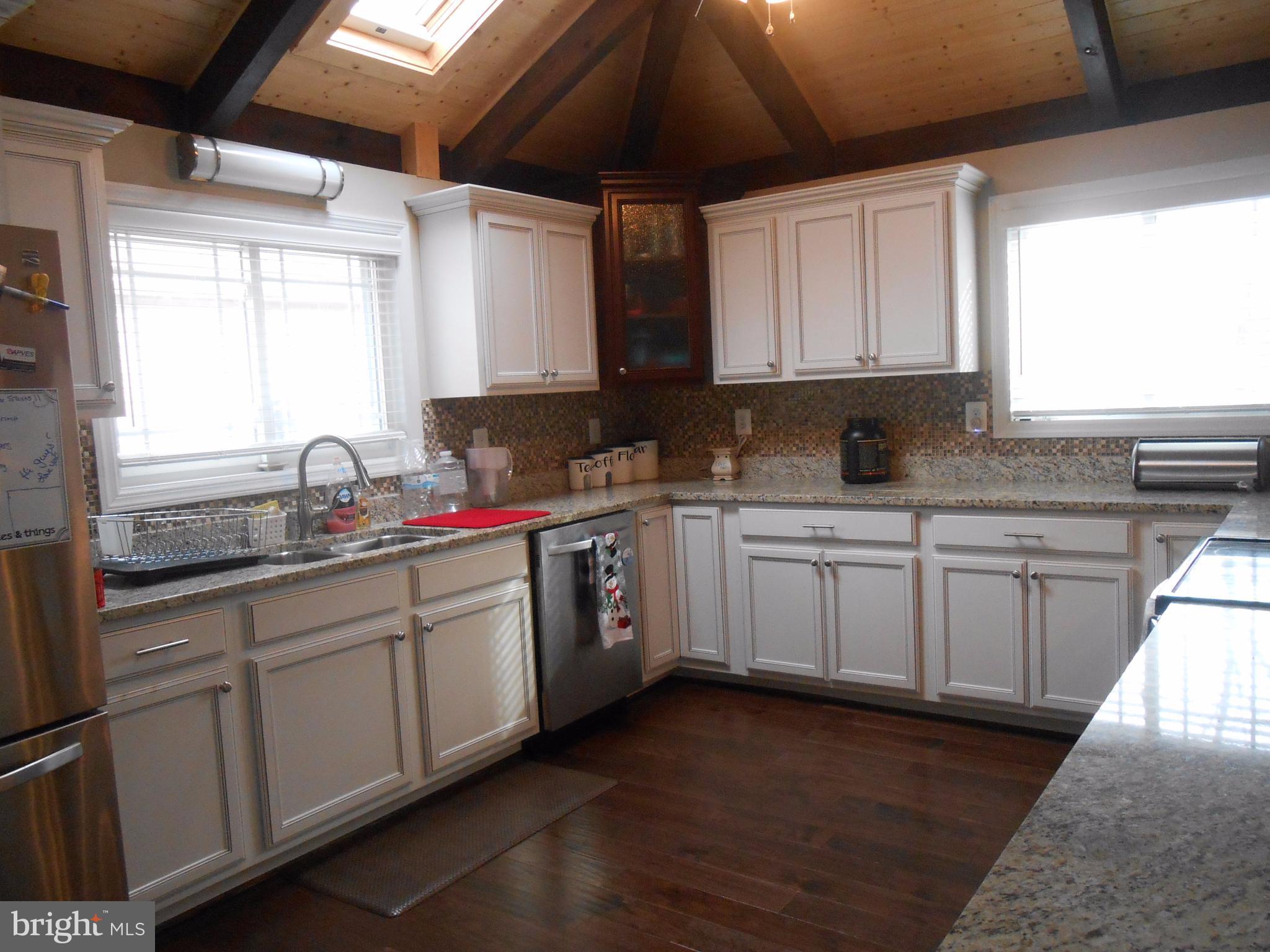 24495 McIntosh Road Hollywood, MD 20636 - Photo 4 of 17 Kitchen
