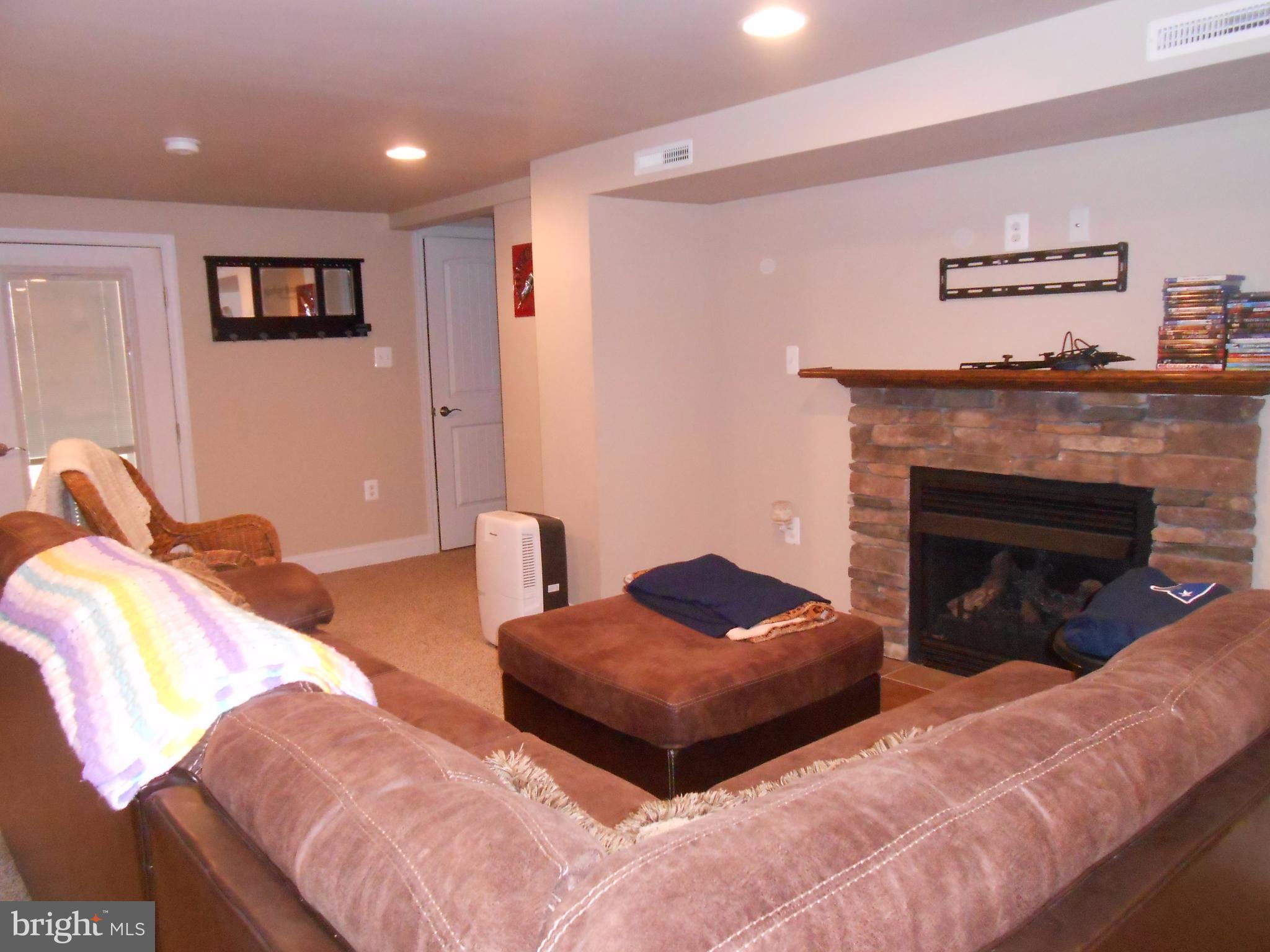 24495 McIntosh Road Hollywood, MD 20636 - Photo 8 of 17 Family Room