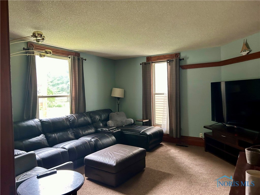 641 Bennett Street Findlay, OH 45840 - Photo 7 of 17 Gallery Image 7