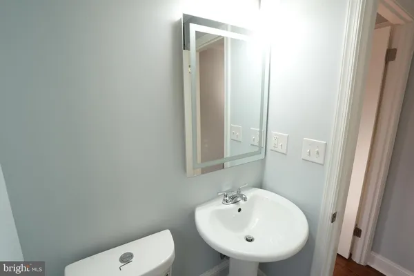 $424,900 | 164 Elmira Street Southwest, Washington, DC 20032