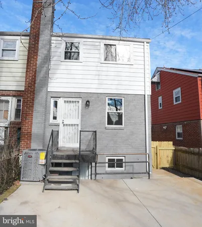 $424,900 | 164 Elmira Street Southwest, Washington, DC 20032