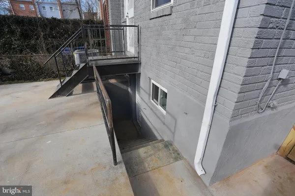 $424,900 | 164 Elmira Street Southwest, Washington, DC 20032