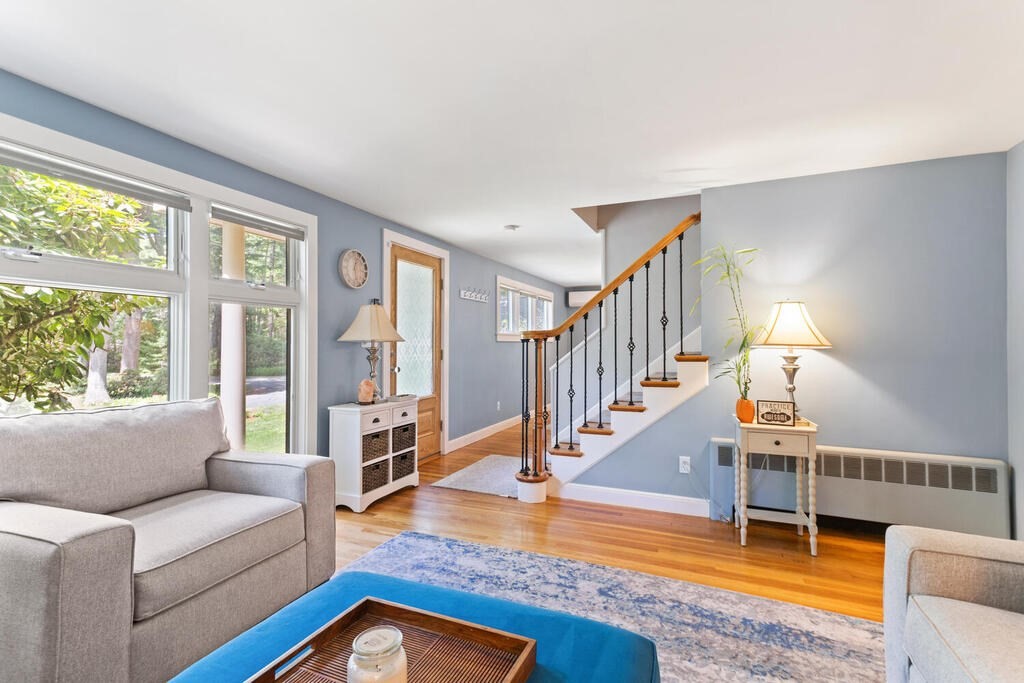44 July Road Sudbury, MA 01776 - Photo 2 of 24