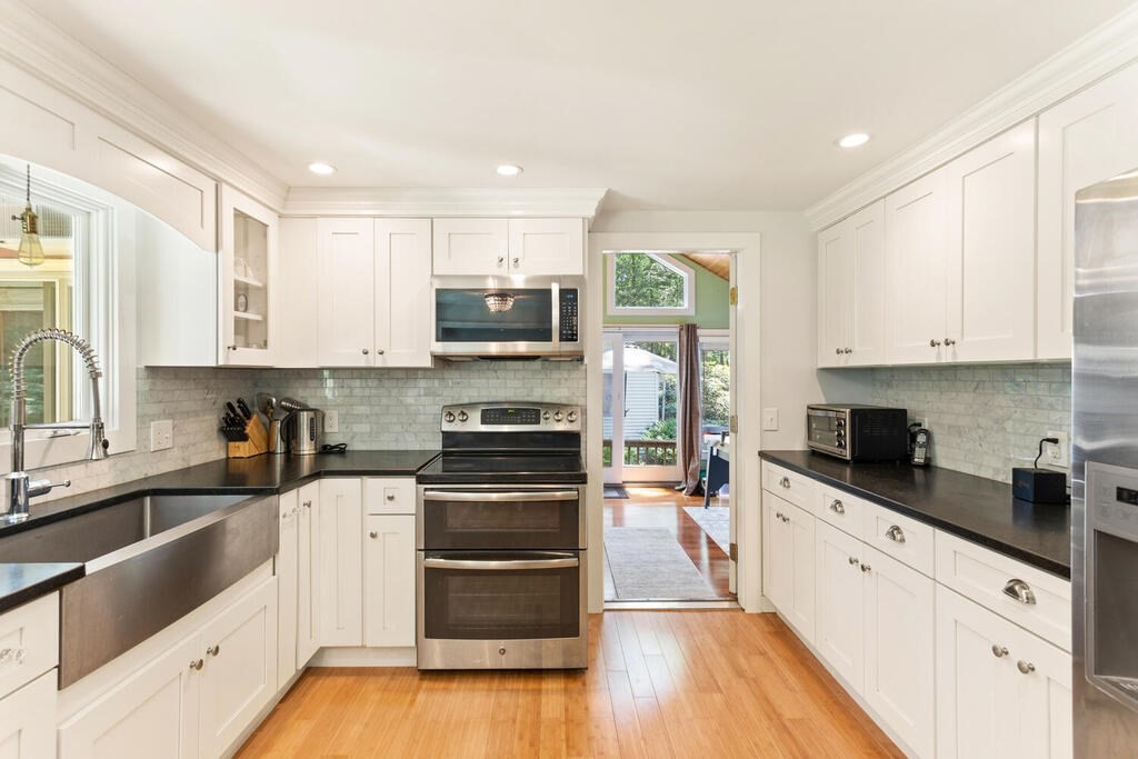 44 July Road Sudbury, MA 01776 - Photo 8 of 24