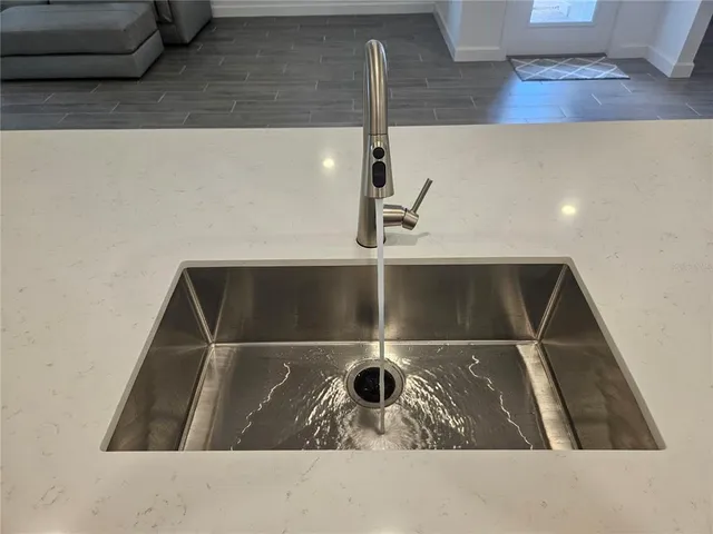 $2,200 | 10965 Teal Lagoon Isle, San Antonio, FL 33576