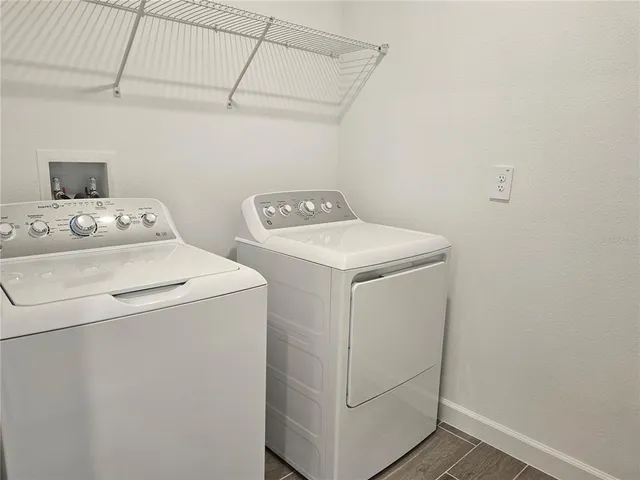 $2,200 | 10965 Teal Lagoon Isle, San Antonio, FL 33576