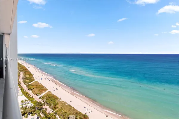 $9,500 | 6899 Collins Avenue, Unit 2207, Miami Beach, FL 33141