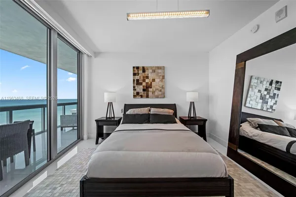 $9,500 | 6899 Collins Avenue, Unit 2207, Miami Beach, FL 33141