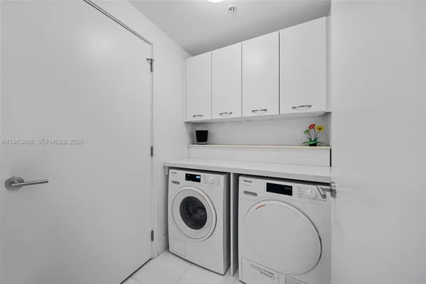 $9,500 | 6899 Collins Avenue, Unit 2207, Miami Beach, FL 33141