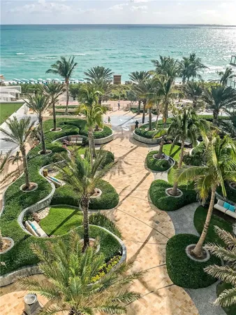 $9,500 | 6899 Collins Avenue, Unit 2207, Miami Beach, FL 33141