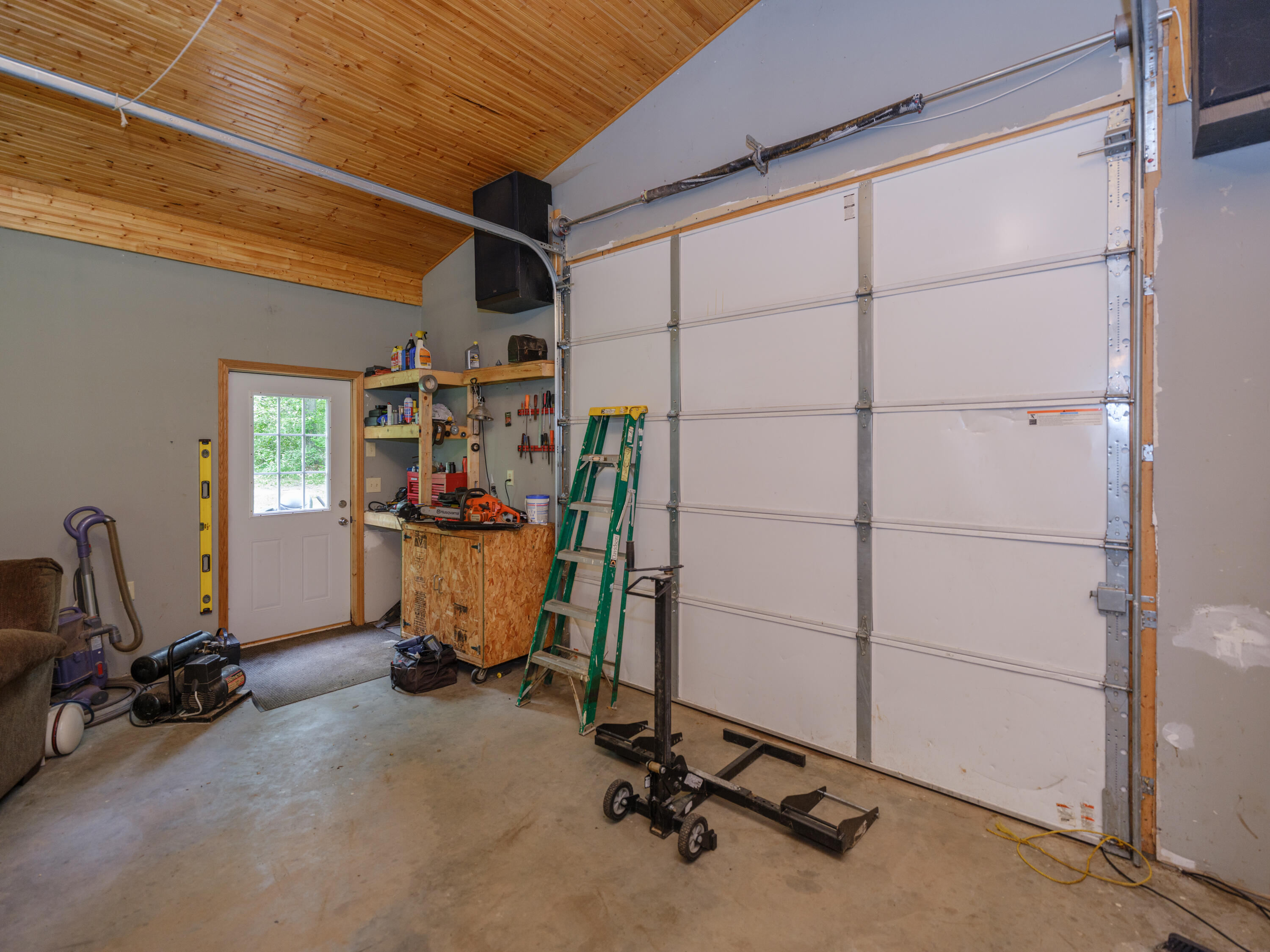 4521 Waldorf Road Delton, MI 49046 - Photo 10 of 31 4521 Wadorf Rd-106