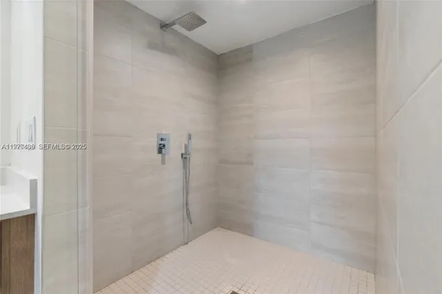 $7,800 | 10281 West Bay Harbor Drive, Unit 505, Bay Harbor Islands, FL 33154