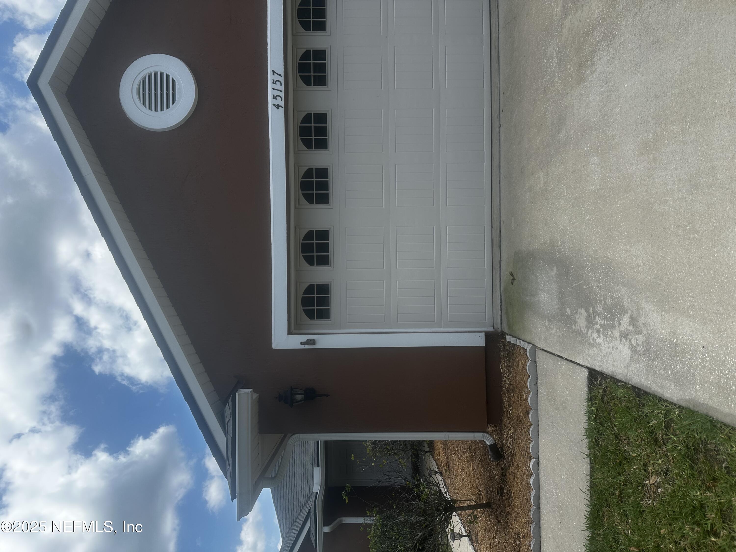 a view of outdoor space