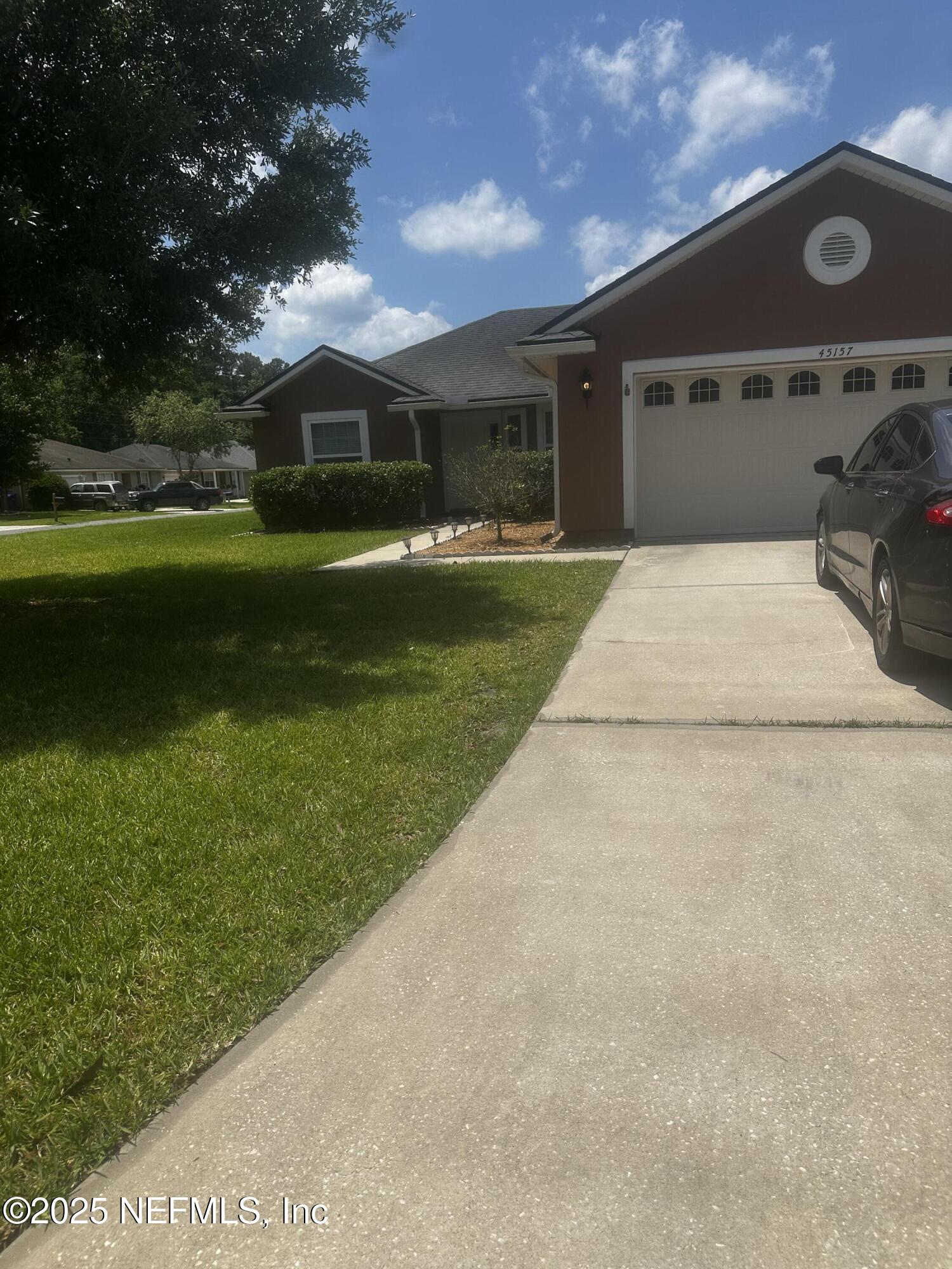 45157 Ingleham Circle Callahan, FL 32011 - Photo 3 of 48 IMG_7652