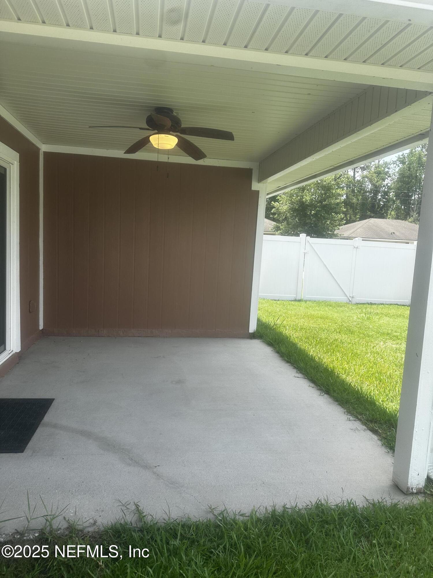 45157 Ingleham Circle Callahan, FL 32011 - Photo 48 of 48 a view of an empty room with window
