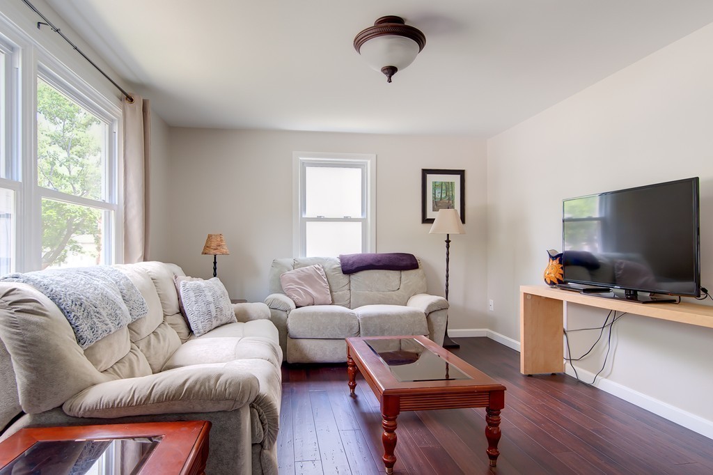 64 Kenberma Road Worcester, MA 01604 - Photo 10 of 20 Gallery Image 10