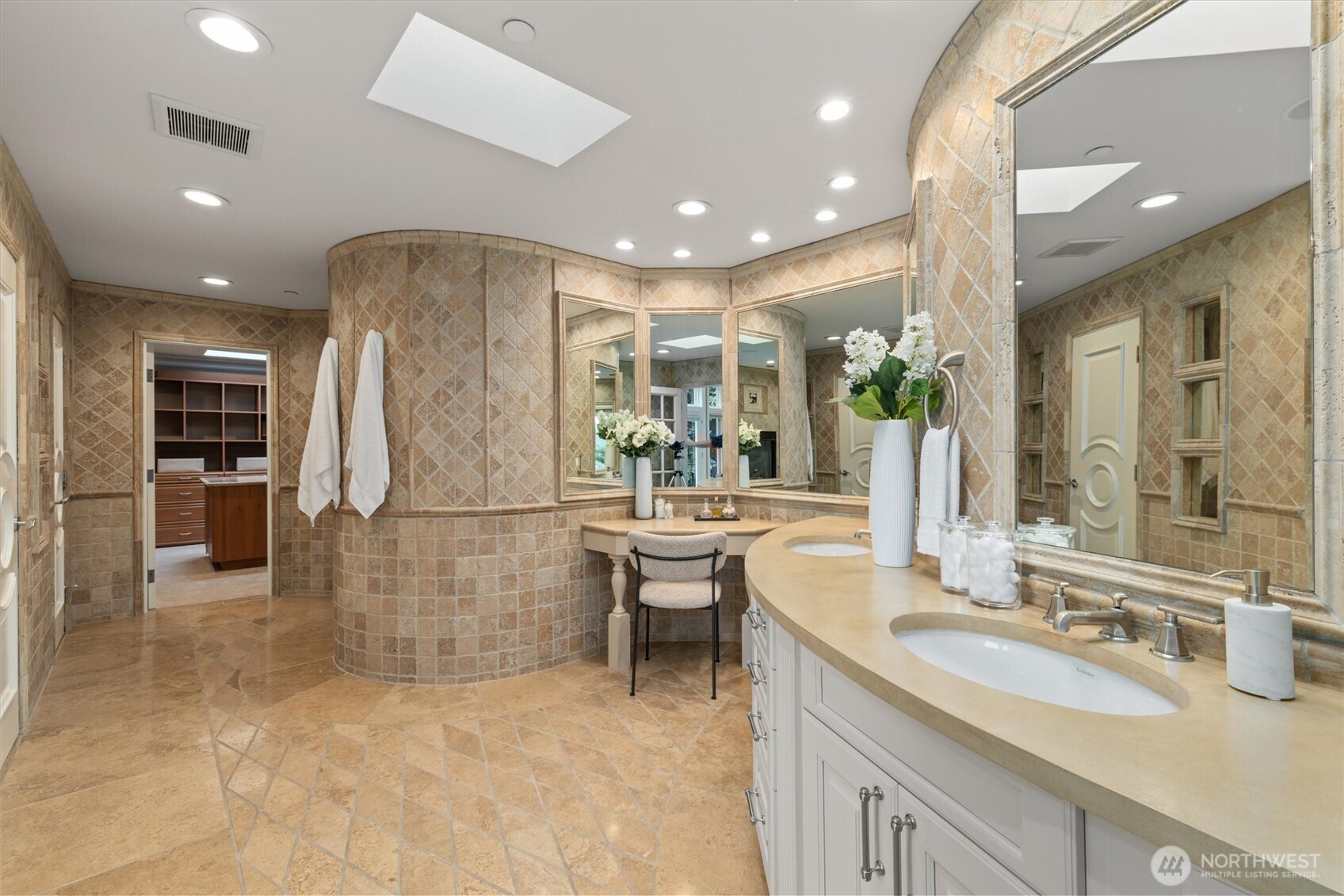 6434 East Mercer Way Mercer Island, WA 98040 - Photo 21 of 40