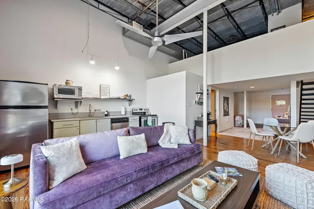 $209,000 | 403 South Buchanan Street, Unit 8, Lafayette, LA 70501