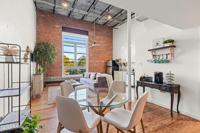 $209,000 | 403 South Buchanan Street, Unit 8, Lafayette, LA 70501