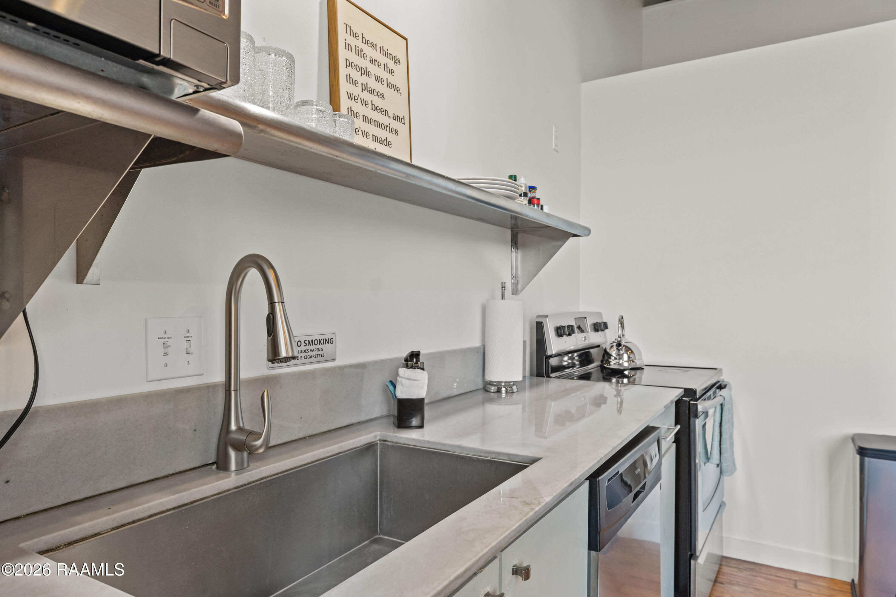 403 South Buchanan Street, Unit 8 Lafayette, LA 70501 - Photo 21 of 35 403SBuchanan#8-28