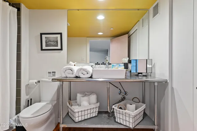 $209,000 | 403 South Buchanan Street, Unit 8, Lafayette, LA 70501