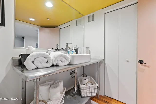 $209,000 | 403 South Buchanan Street, Unit 8, Lafayette, LA 70501