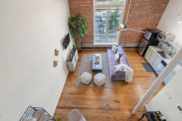 $209,000 | 403 South Buchanan Street, Unit 8, Lafayette, LA 70501