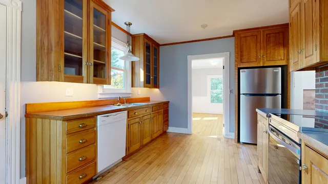 $468,000 | 852 Gray Road, Gorham, ME 04038