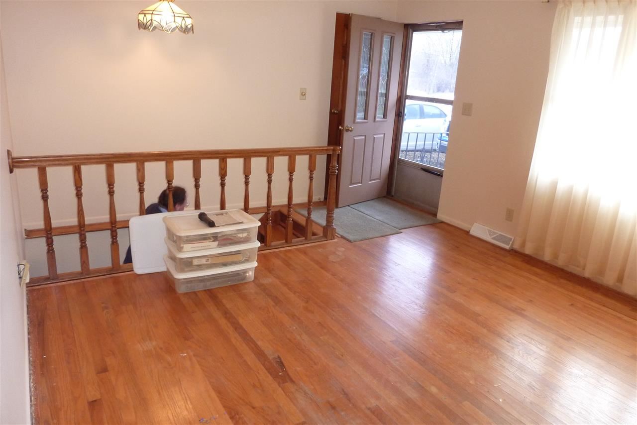 728 West 8th Street Rochester, IN 46975 - Photo 4 of 17