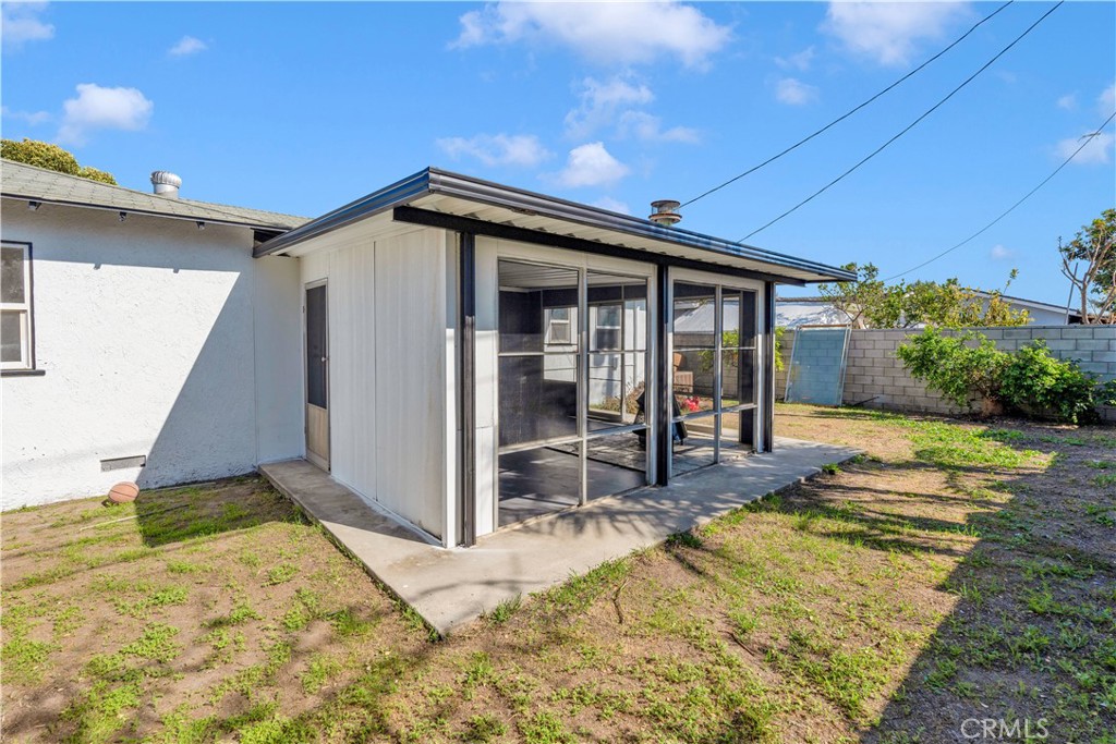 1007 North Mohawk Avenue Anaheim, CA 92801 - Photo 30 of 31 a view of a house with backyard and porch